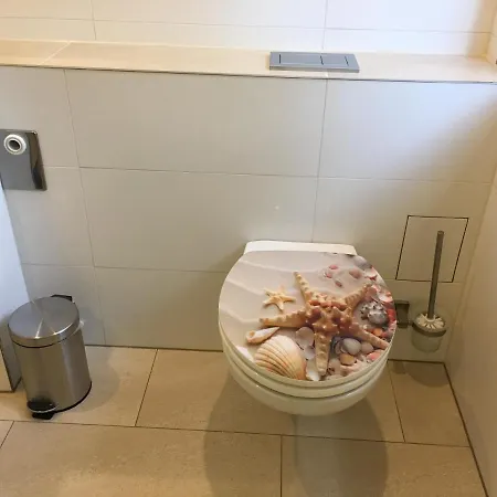 Komplettes Berlin Gaestehaus In Seenaehe 95qm2 Monteurzimmer Casa vacanze Potsdam